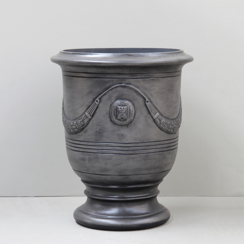 Anduze Urn With Garland