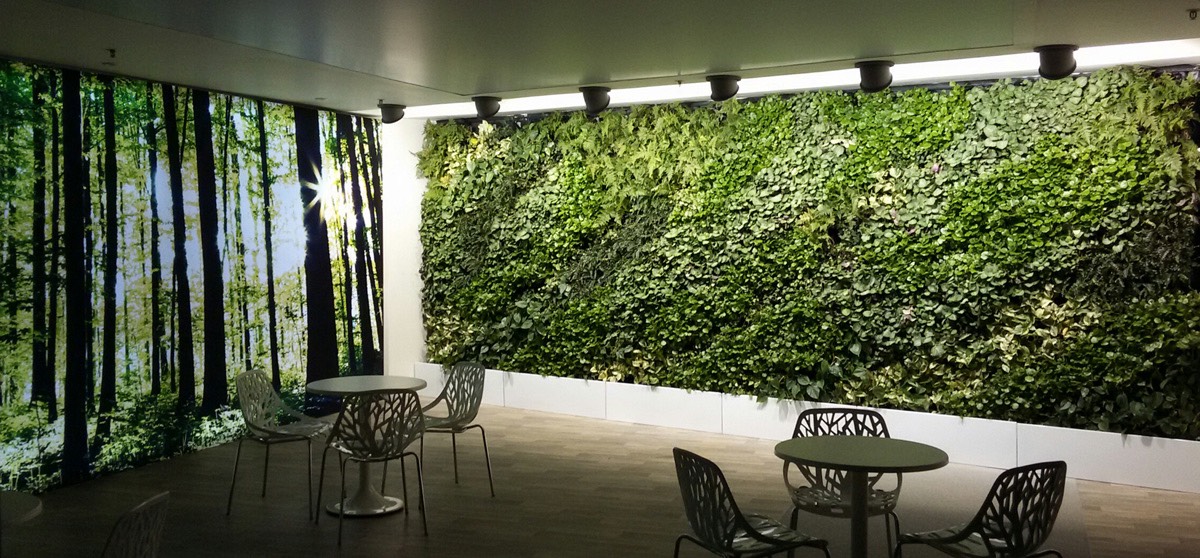 Greenwall Features