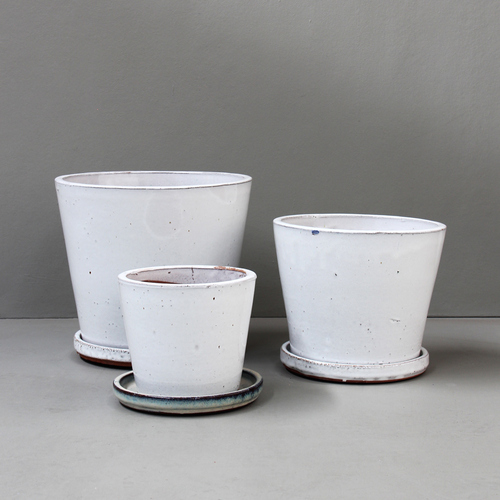 White Cover Pot Set 3 with saucers - D31, 26 & 19cm