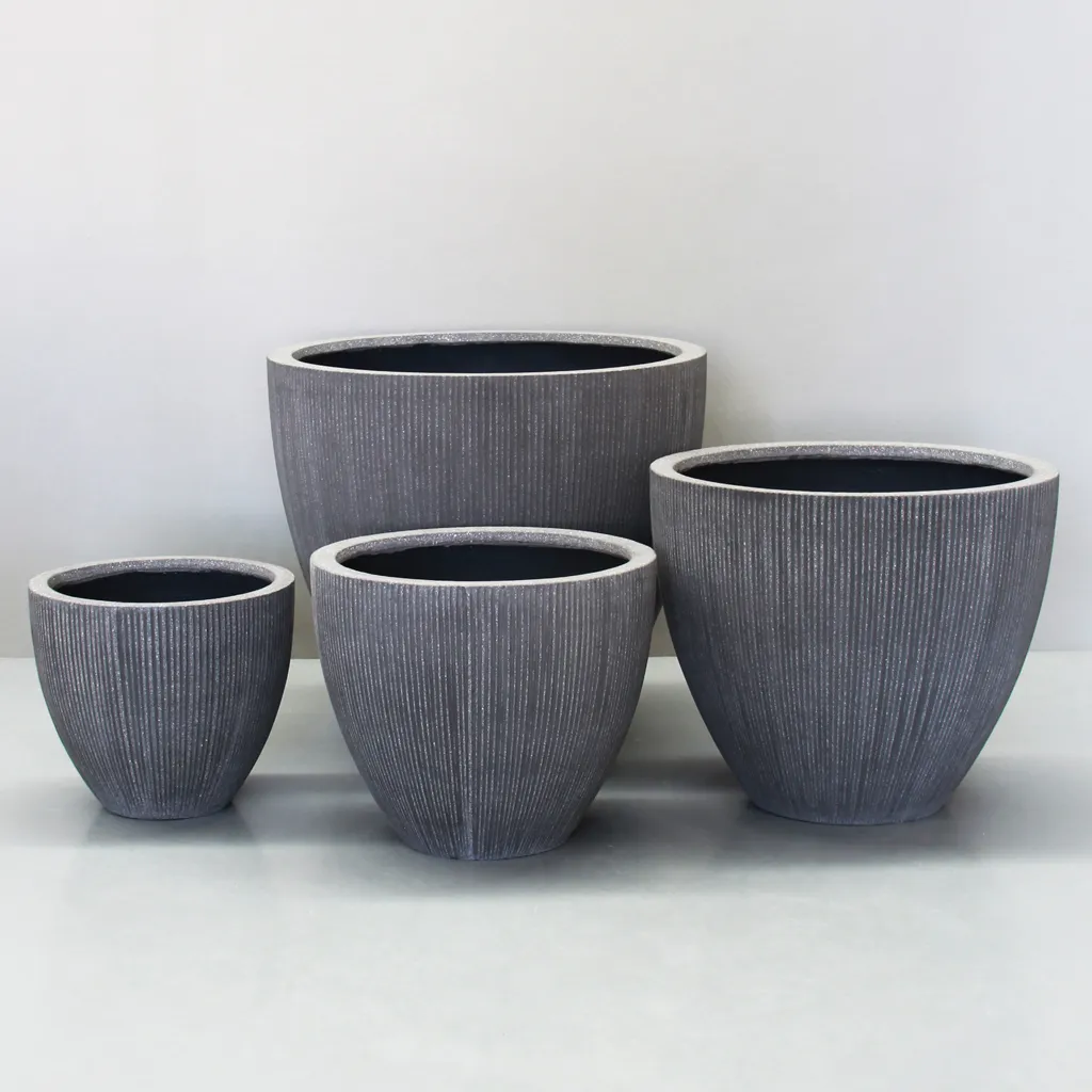 Rough Grey Vertical Stripe Egg Pot
