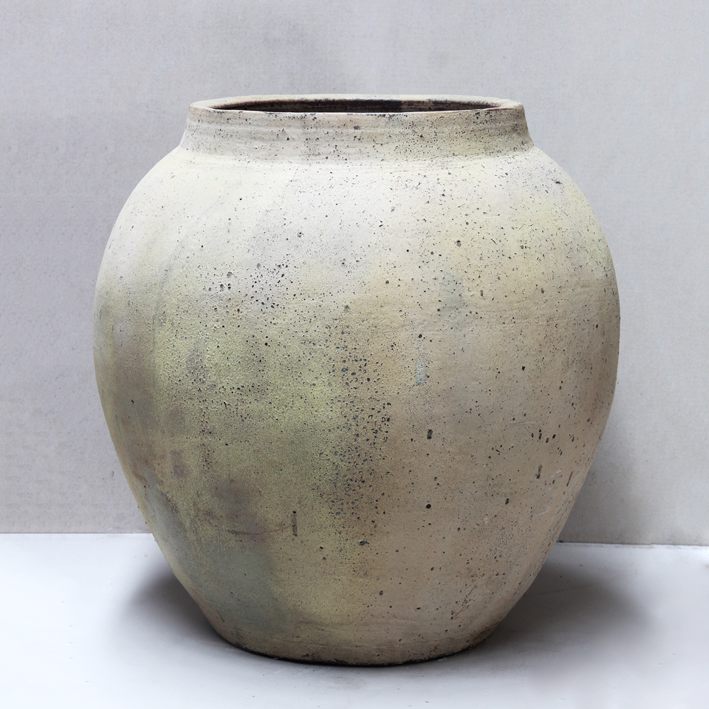 [TDR03WWH] Worn White Round Jar  (Large - D100cm x H100cm)