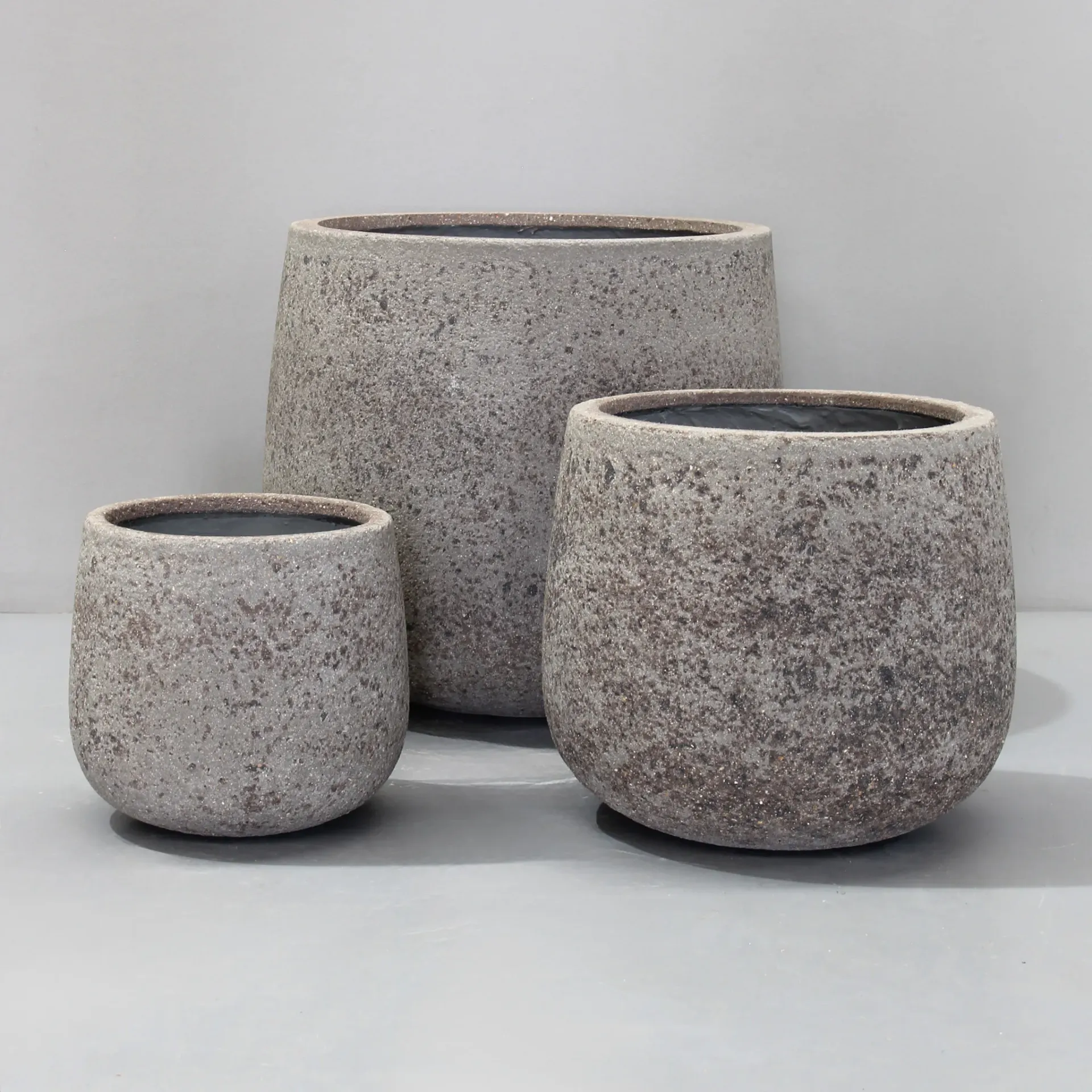 Grey Stone Sack Pot