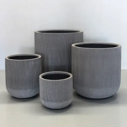 Rough Grey Upper Vertical Stripe U Pot