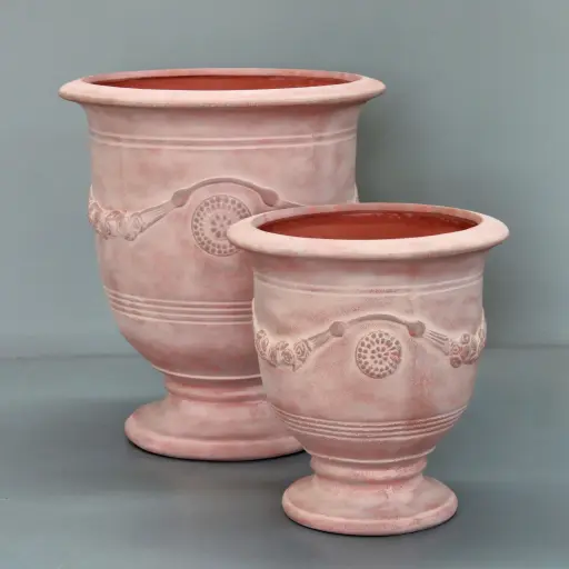 Tuscan Trivoli Urn